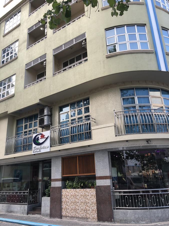 Surfview Raalhugandu Hotel Male Bagian luar foto