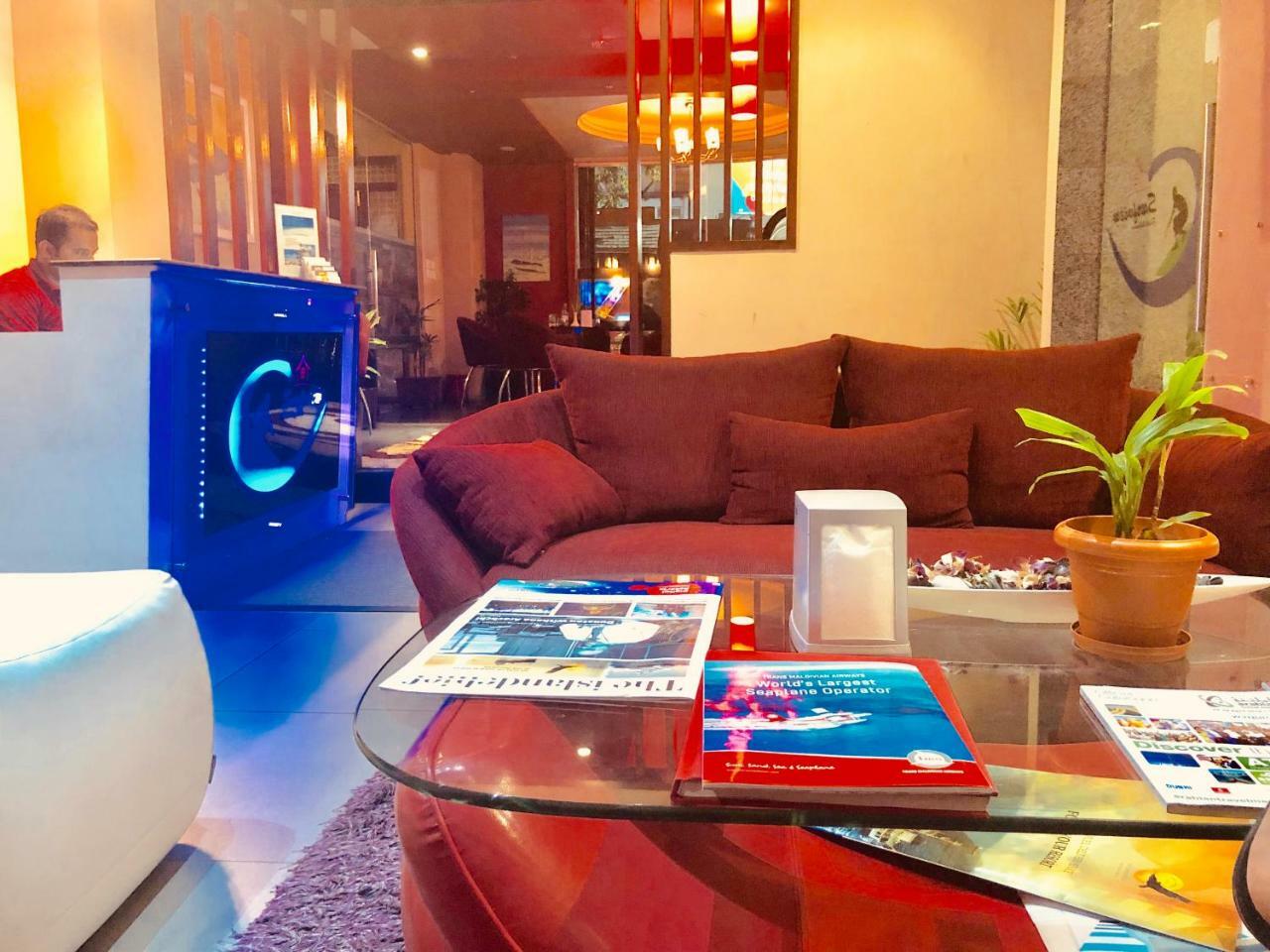 Surfview Raalhugandu Hotel Male Bagian luar foto